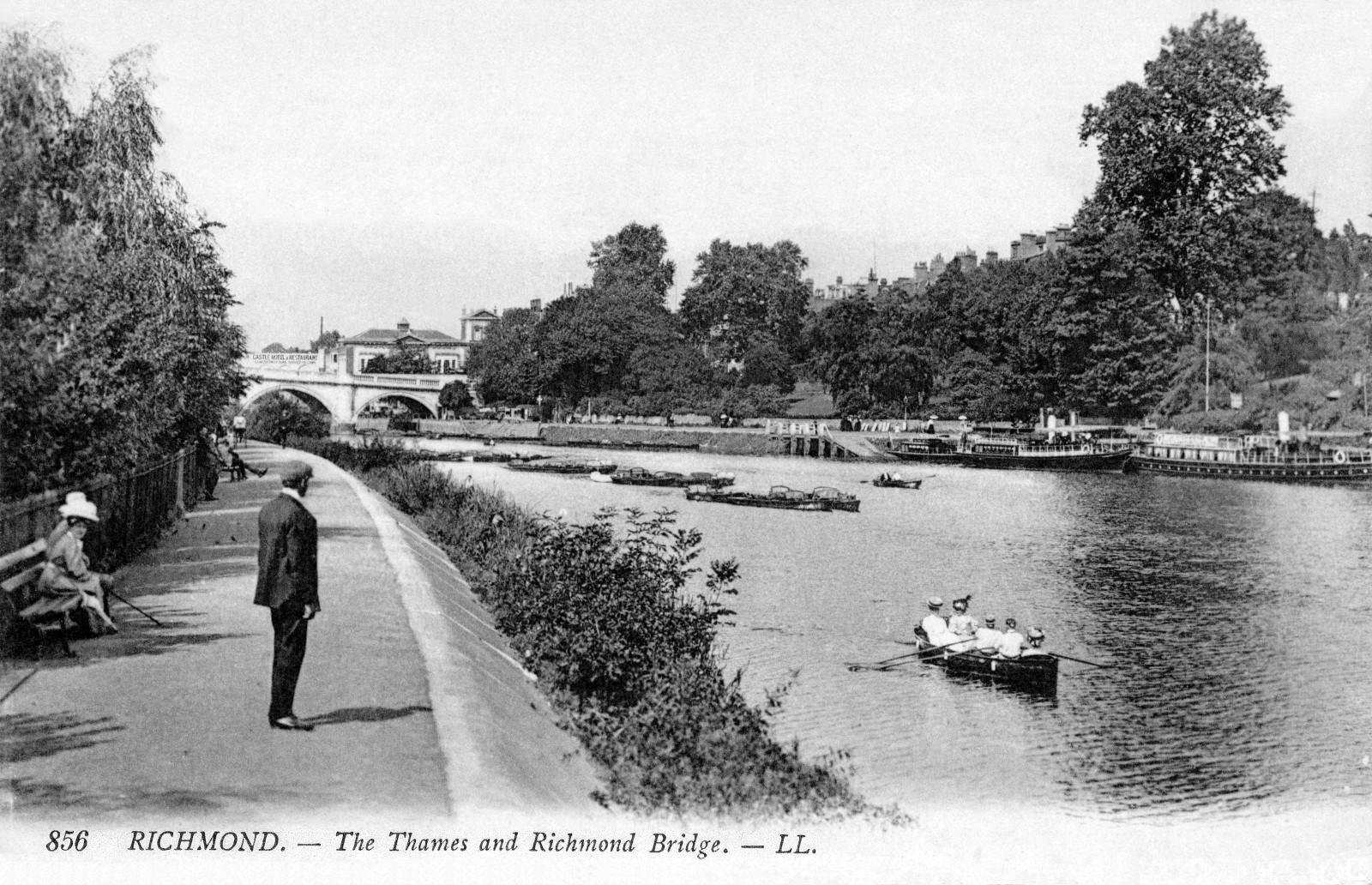 Richmond Bridge from upstream,Richmond the Thames from Twickenham bank,river view
